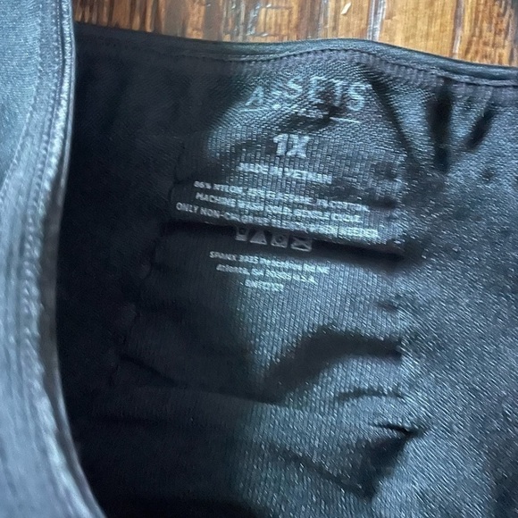 NWT ASSETS SPANX Breathable Ultimate Shaping Size 1X - Picture 3 of 3